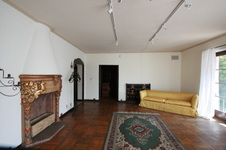 Enlarge photo 18