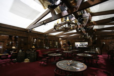 Enlarge photo 53