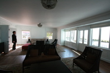 Enlarge photo 54
