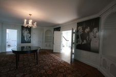 Enlarge photo 56
