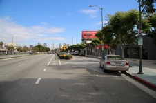 E/B Little Santa Monica & Kelton Ave