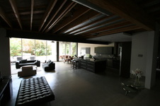 Enlarge photo 23