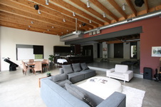 Enlarge photo 34