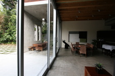 Enlarge photo 35