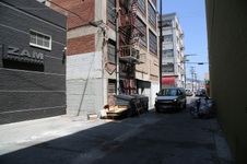 Enlarge photo 79