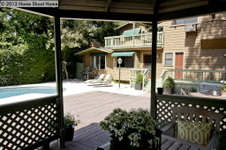 Enlarge photo 75