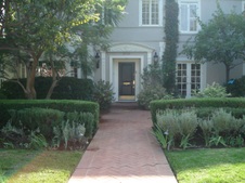 2733 McConnell Dr
