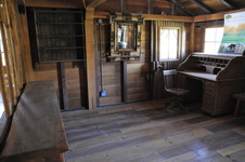 Enlarge photo 228