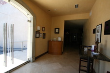 Enlarge photo 1
