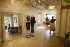 Enlarge photo 35