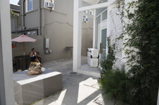 Enlarge photo 13