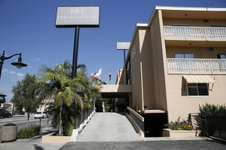 Enlarge photo 2
