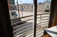 Enlarge photo 27
