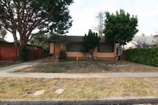 2631 Kelton Ave