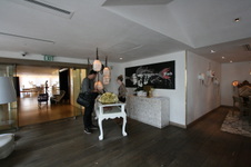 Enlarge photo 54
