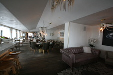 Enlarge photo 60