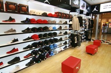 Enlarge photo 82