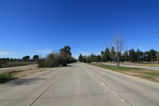 Woodley Ave S/B