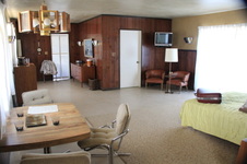 Enlarge photo 33