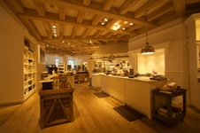 Enlarge photo 23
