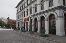Enlarge photo 15