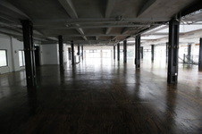 Enlarge photo 16