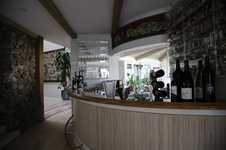 Enlarge photo 48