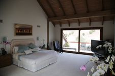 Enlarge photo 80