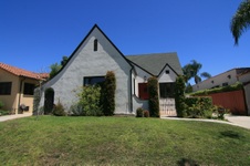 906 S Ogden Dr Miracle Mile