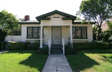 511 N Bronson Ave. Larchmont