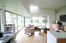 Int/Ext Kylie's House (Director Scout)