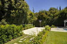 Enlarge photo 51