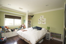 Enlarge photo 28