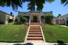 908 S. Plymouth Blvd