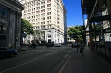 Ext Manhattan Streets