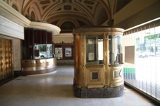 Enlarge photo 108