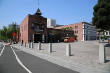 Enlarge photo 21