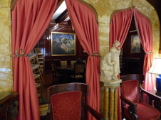 Enlarge photo 46
