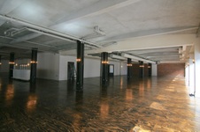 Enlarge photo 33