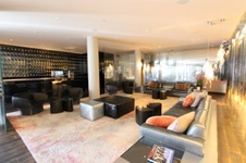 Enlarge photo 47