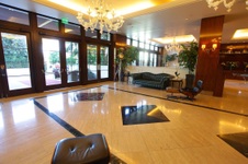 Enlarge photo 19