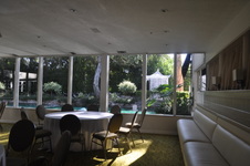 Enlarge photo 37