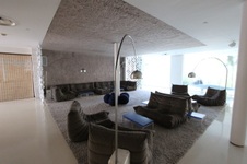 Enlarge photo 40