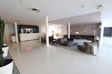 Enlarge photo 51