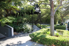 Enlarge photo 77