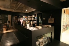 Enlarge photo 23