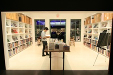 Enlarge photo 24