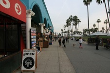 Enlarge photo 22