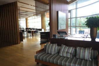 Enlarge photo 12