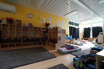 Enlarge photo 19